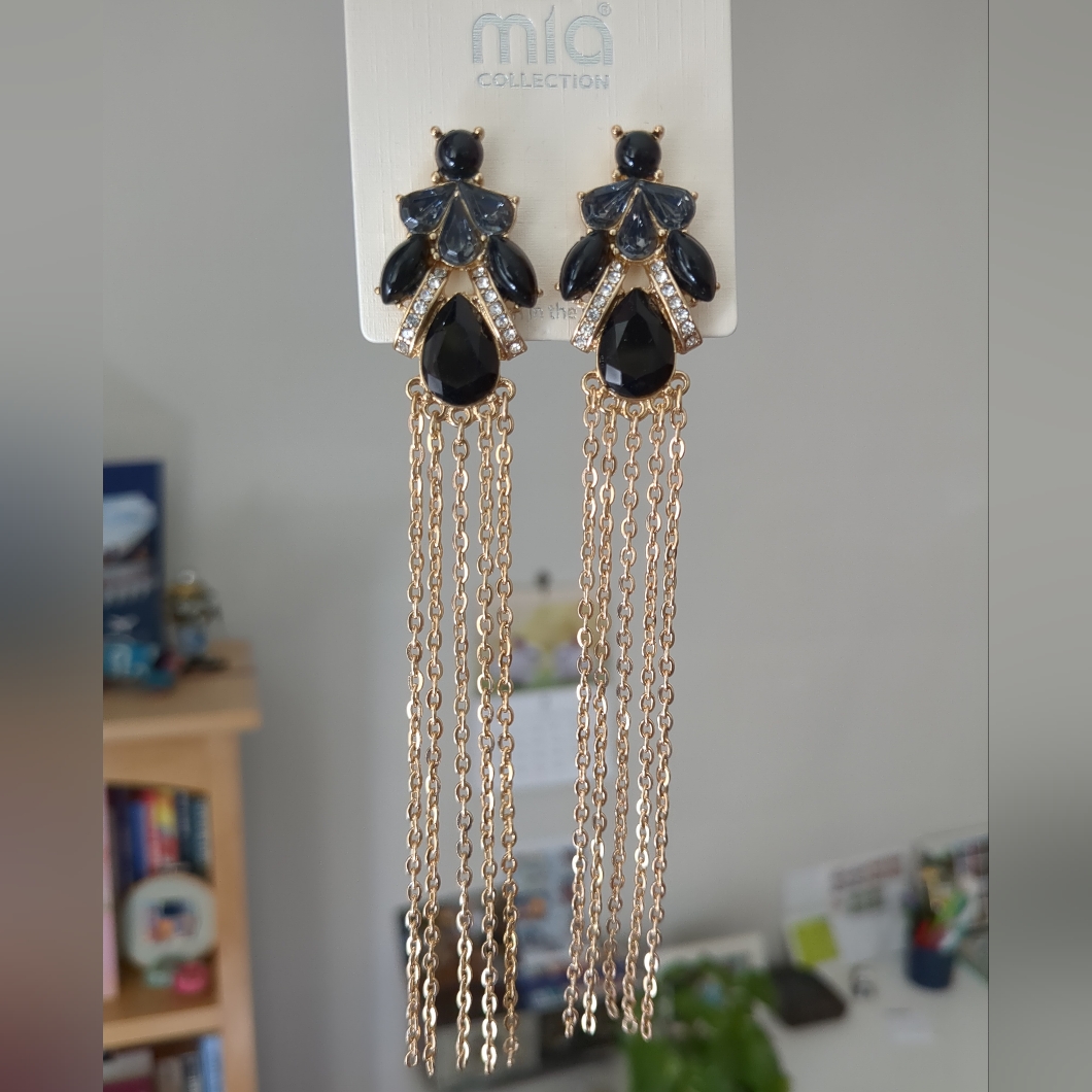 Dramatic Black Gold Crystal Chain Drop Dangle Earrings 12$